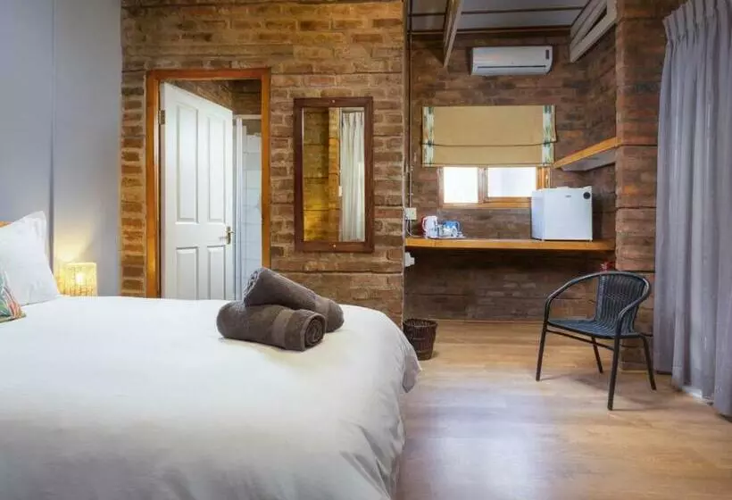 ペンション Waschbank River Lodge