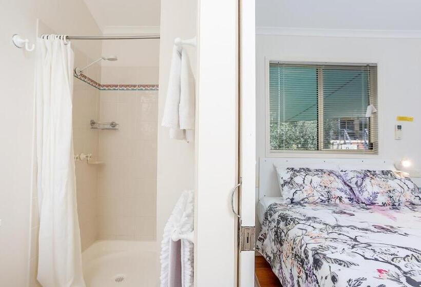 Мотель Tiaro Tourist Stopover