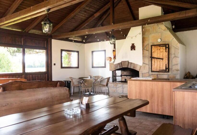 펜션 Penzion Benešov