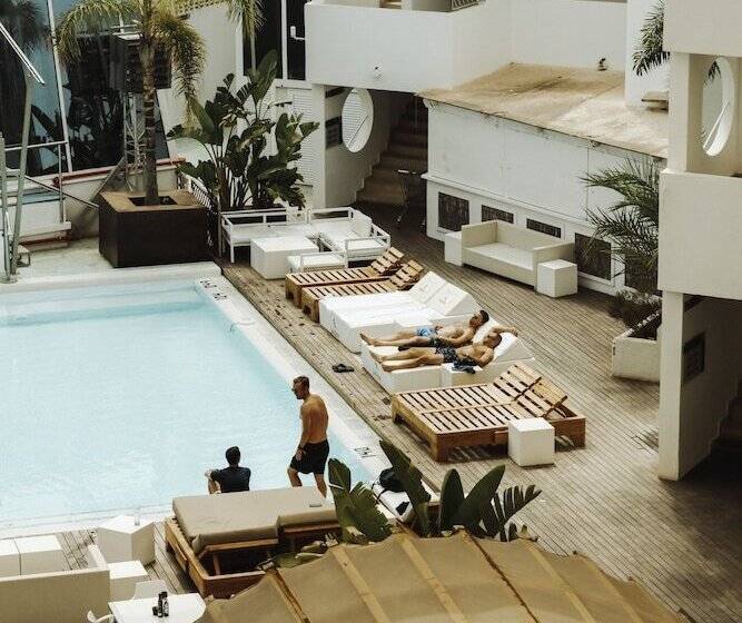 Apartamentos Bora Bora  Adults Only