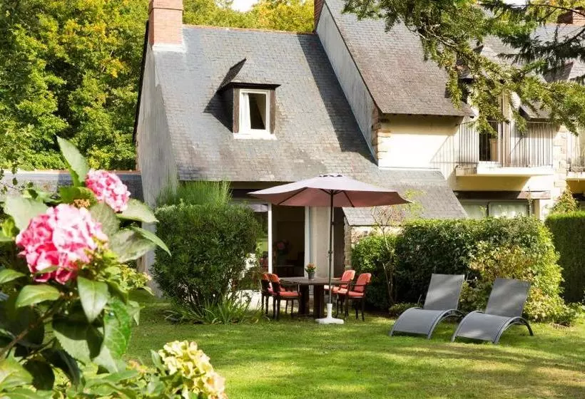 Cottages De La Bretesche