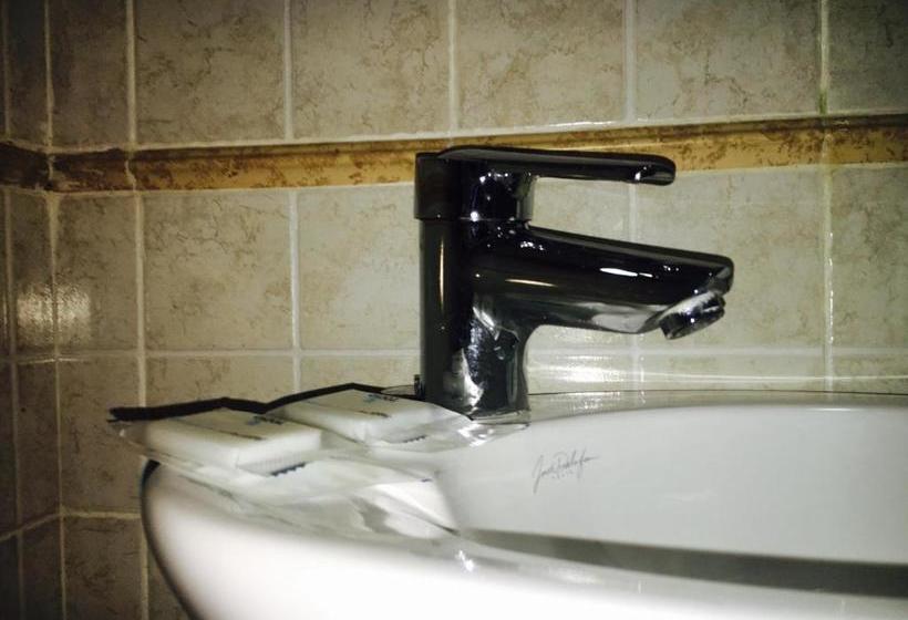 Hostal Pilas Alcarayón