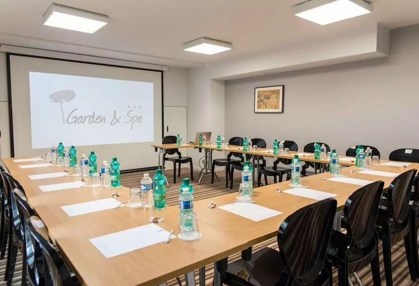 Hotel Best Western Hôtel Garden And Spa