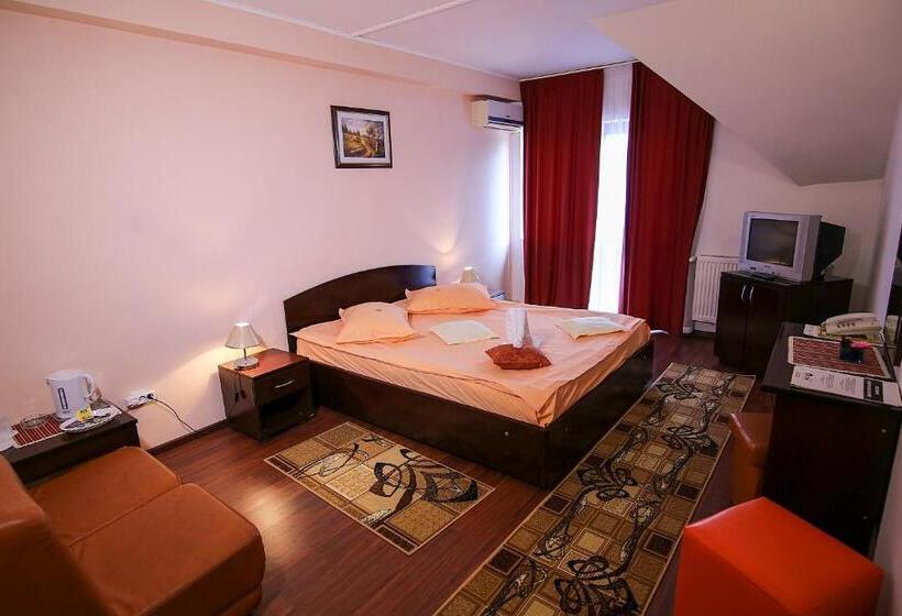 בית מלון כפרי Ciric