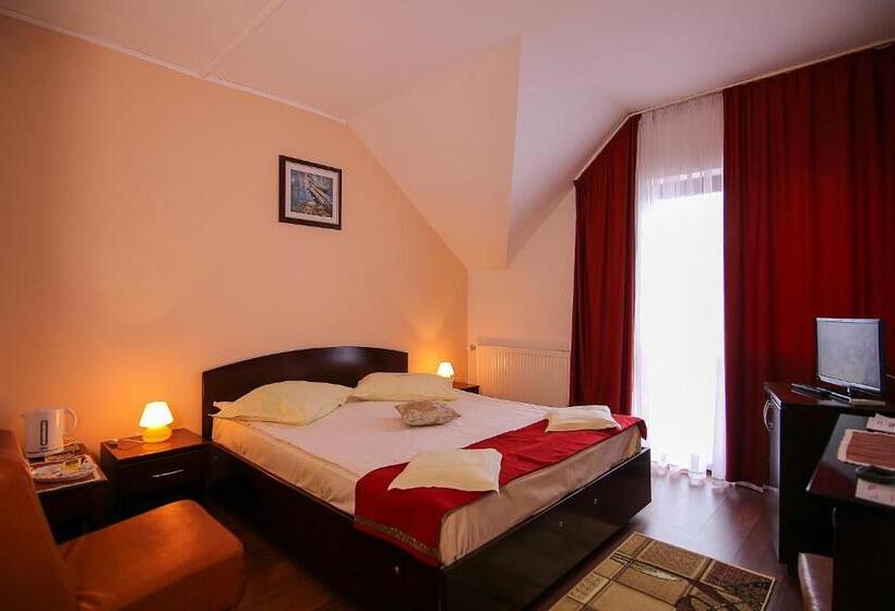 בית מלון כפרי Ciric