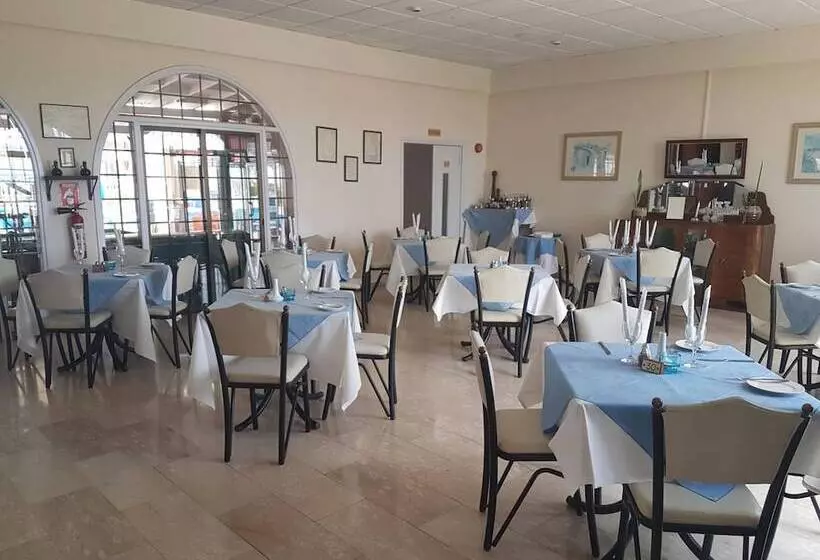 Cosmelenia Hotel Apartments