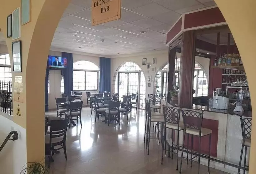 Cosmelenia Hotel Apartments