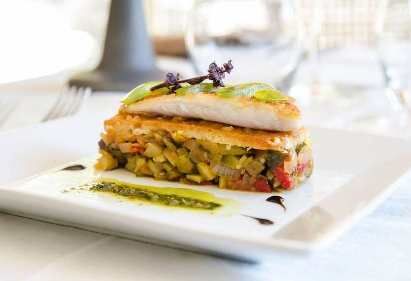 Отель Domaine De Mejeans   Teritoria