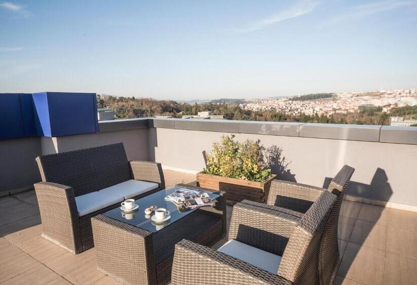 ホテル Holiday Inn Express Istanbul Altunizade By Ihg