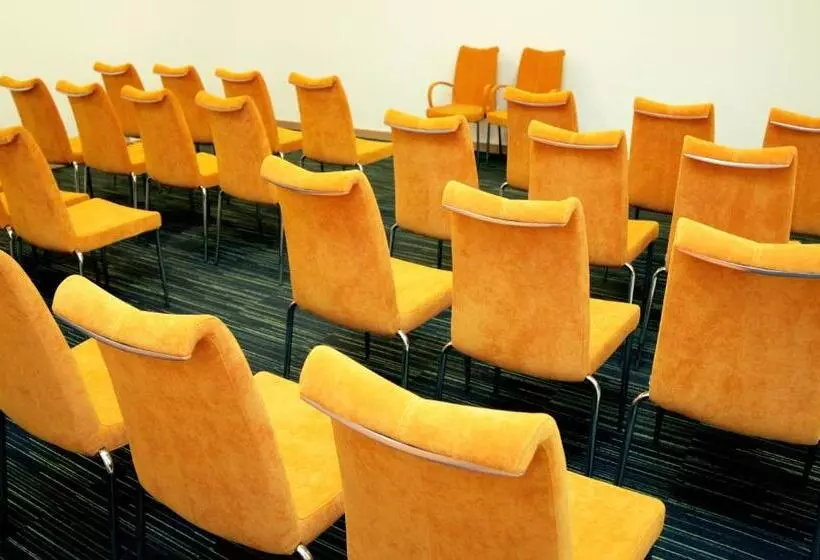 ホテル Holiday Inn Express Istanbul Altunizade By Ihg