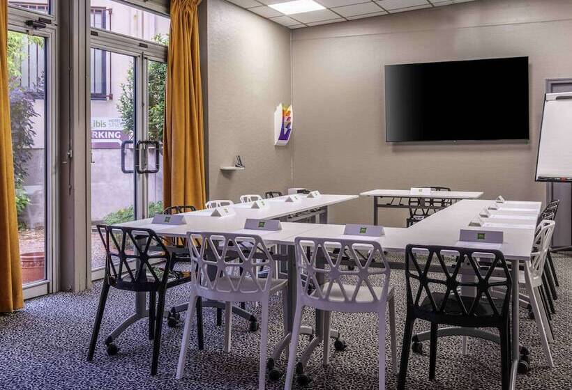 هتل Ibis Styles Blois Centre Gare