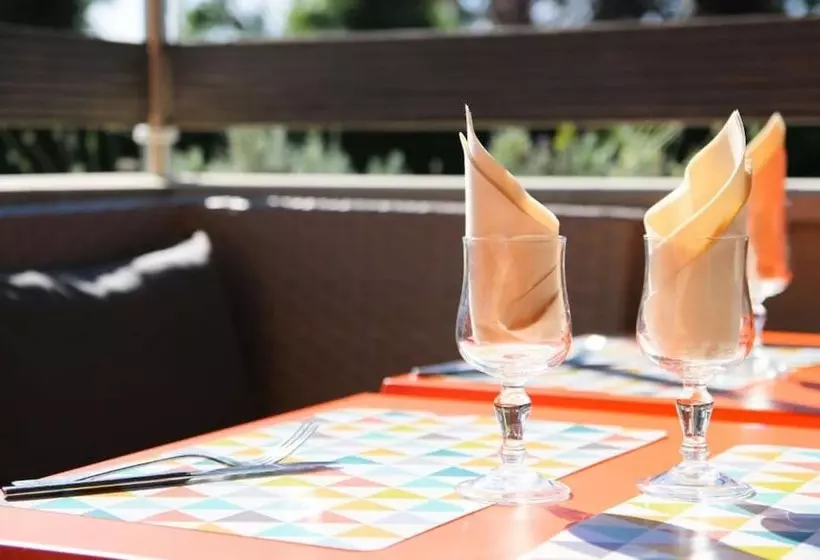 فندق Kyriad Bordeaux Merignac Aéroport