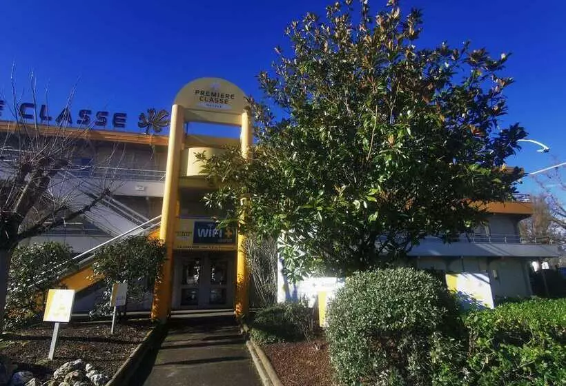 Отель Premiere Classe Toulouse Sesquières