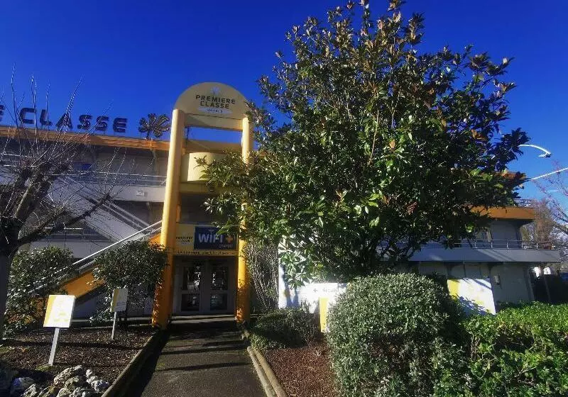 Отель Premiere Classe Toulouse Sesquières