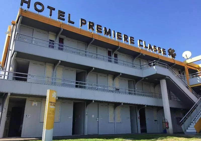 Отель Premiere Classe Toulouse Sesquières