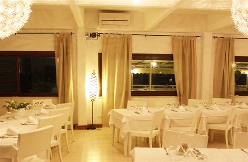 ホテル T-Village Spiaggia Residence Ristorante