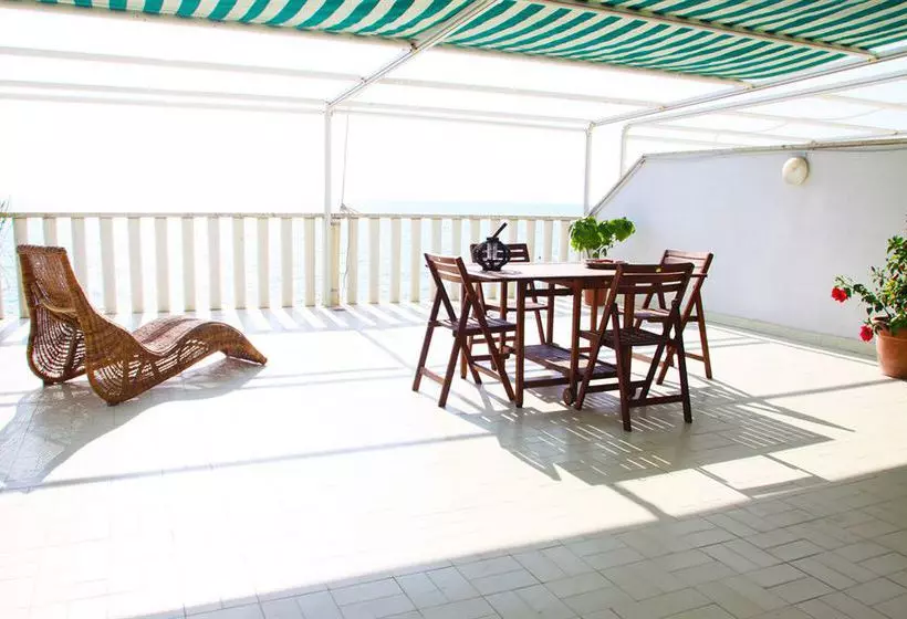 ホテル T-Village Spiaggia Residence Ristorante