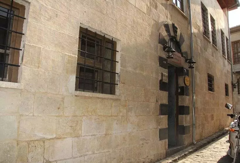 هتل Zeynep Hanim Konagi