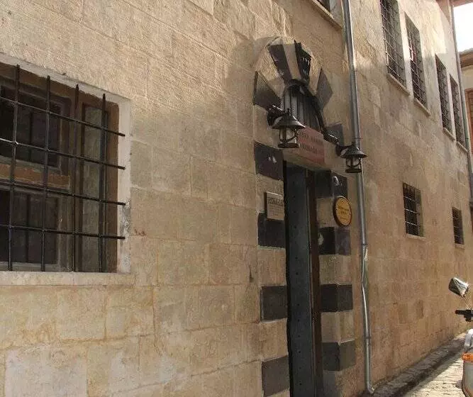 هتل Zeynep Hanim Konagi