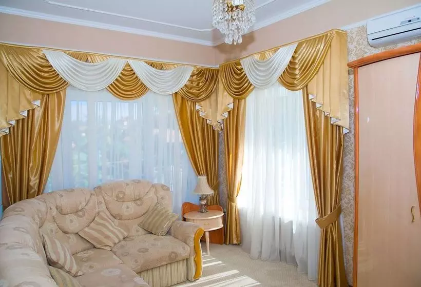 Szálloda Villa Neapol