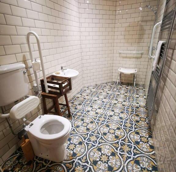 Hospedaria Comrie Croft