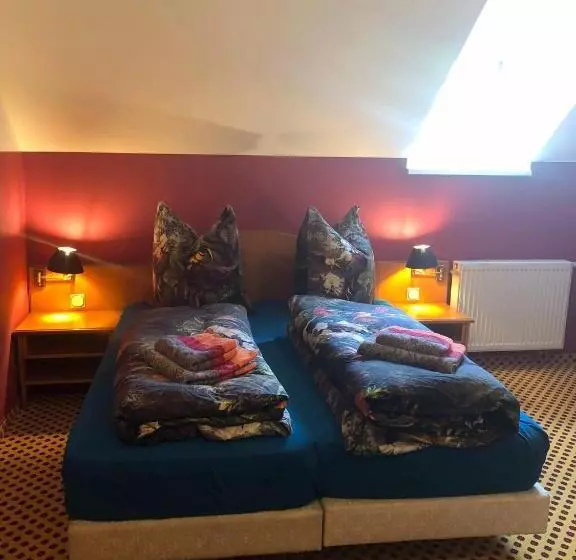 ユースホステル Monteurzimmer Riesa