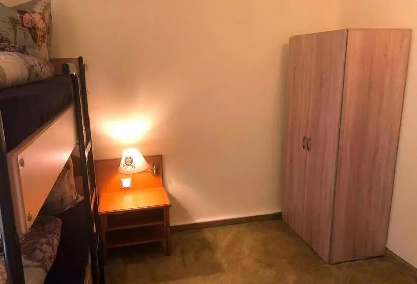 ユースホステル Monteurzimmer Riesa