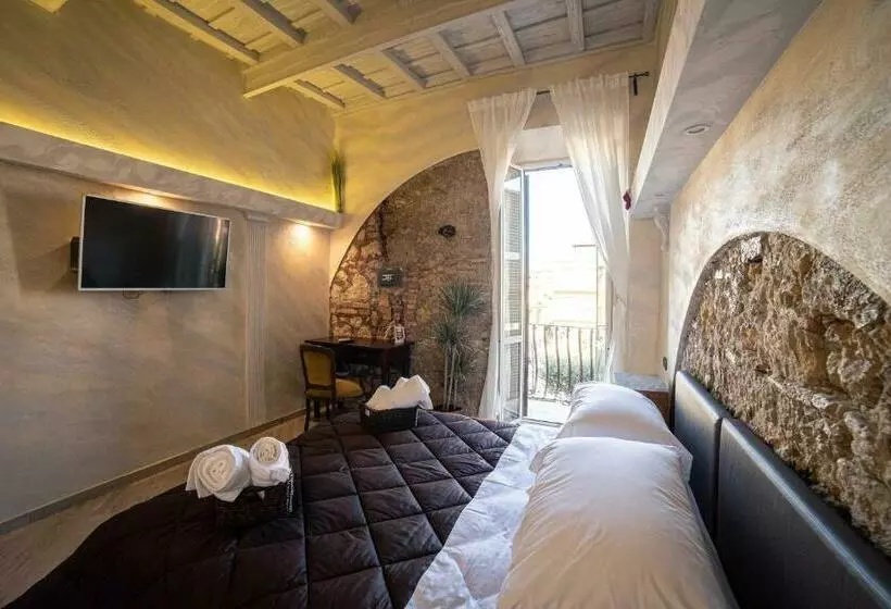 Aamiaismajoitus (B&B) Lo Scoglio Dei Volsci