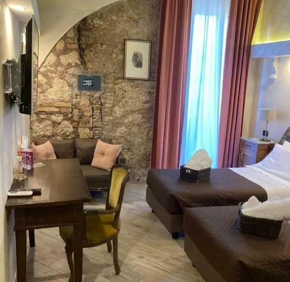 Aamiaismajoitus (B&B) Lo Scoglio Dei Volsci