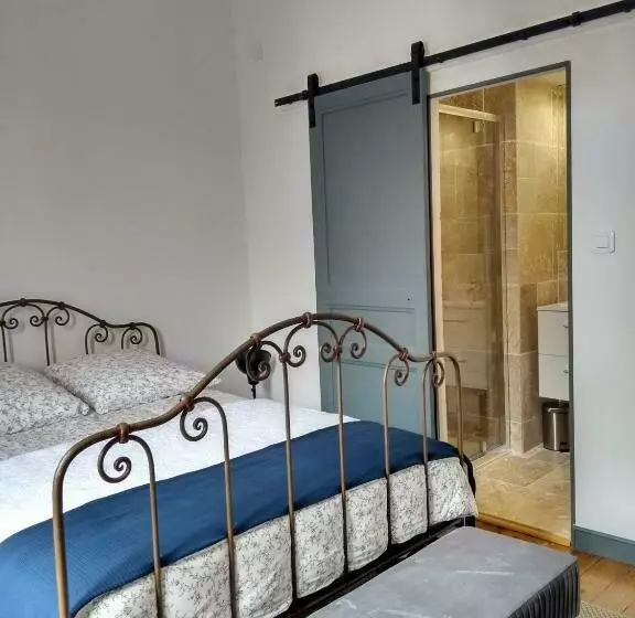 تختخواب و صبحانه Number15 Guesthouse Carcassonne