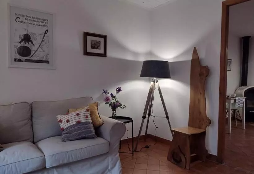 تختخواب و صبحانه Number15 Guesthouse Carcassonne