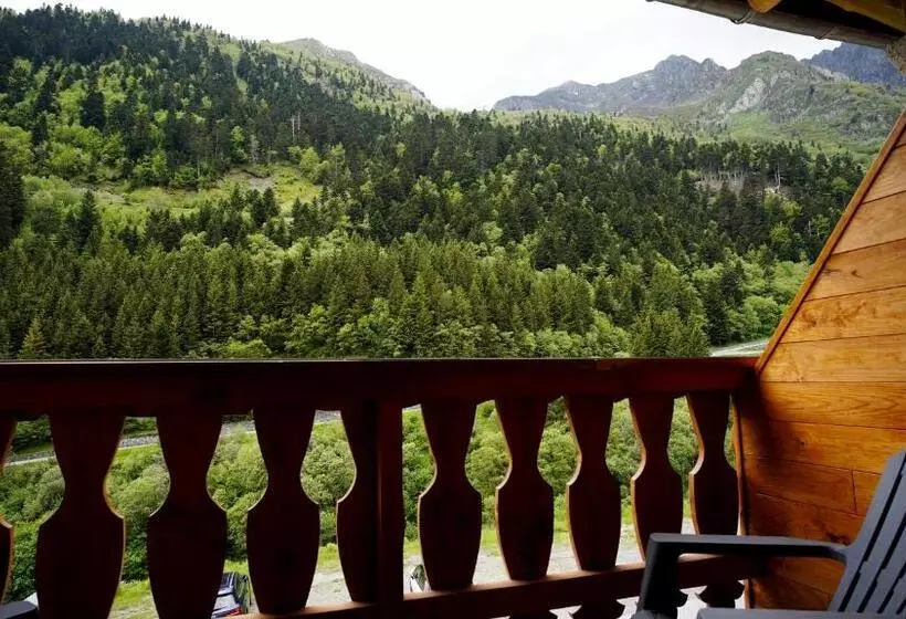 Hotelli La Sapinière