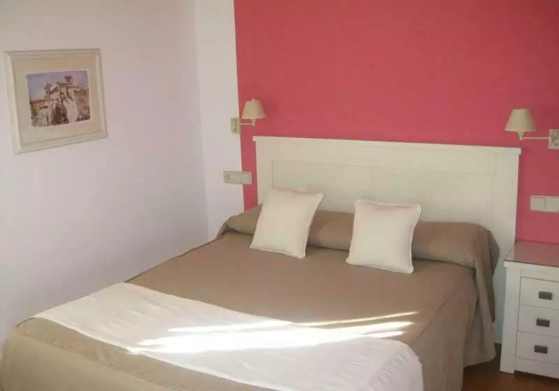 پانسیون Hostal Tabanqueta