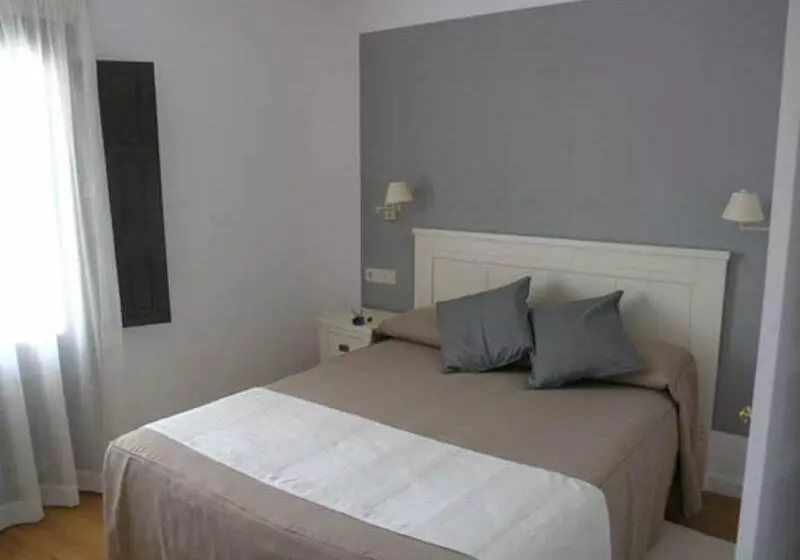 پانسیون Hostal Tabanqueta