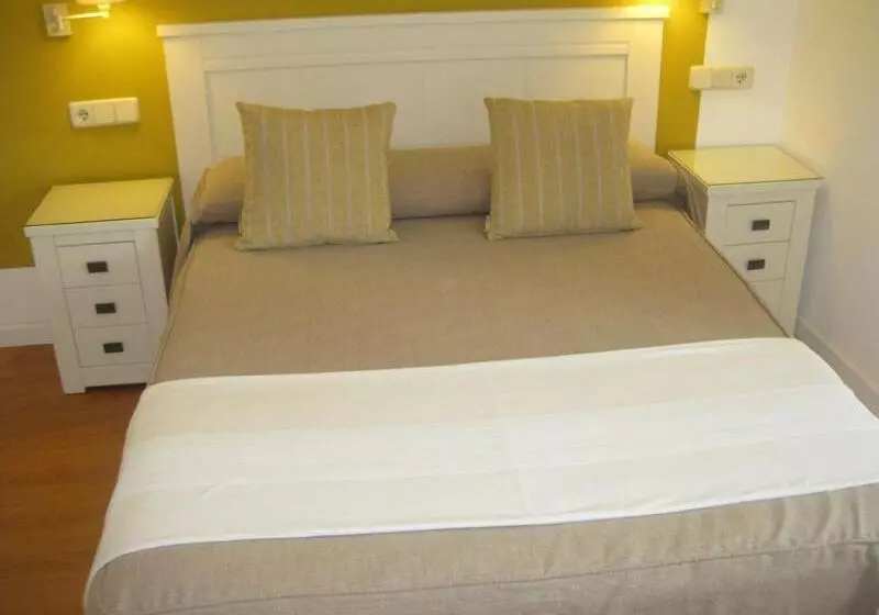 پانسیون Hostal Tabanqueta