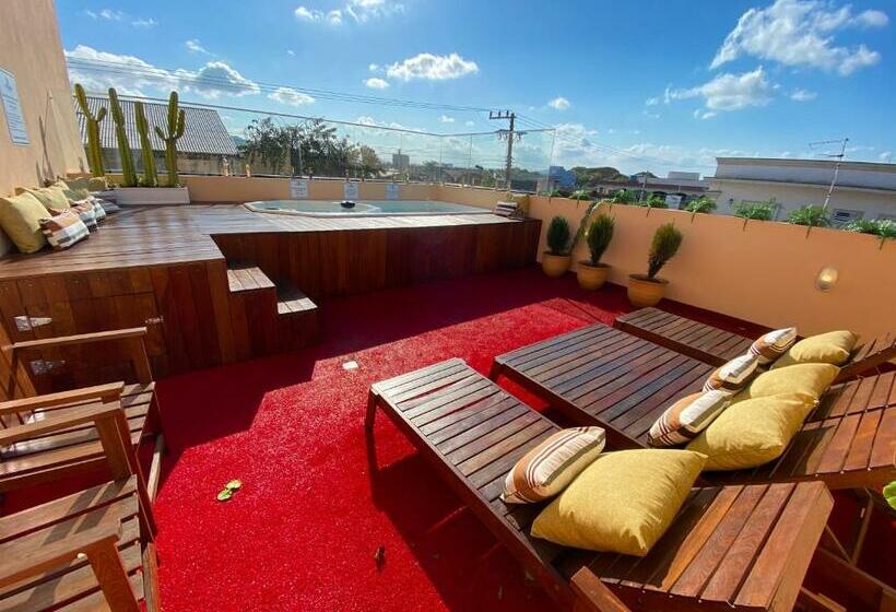 پانسیون The Reds Pousada