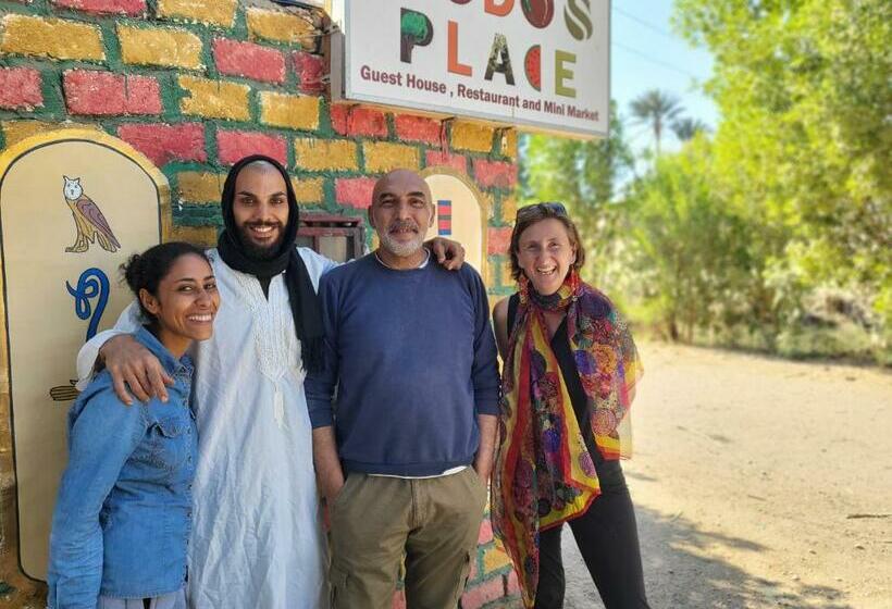 تختخواب و صبحانه Modos Place