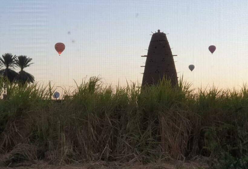 تختخواب و صبحانه Modos Place