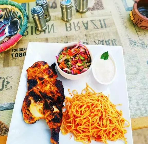 تختخواب و صبحانه Modos Place