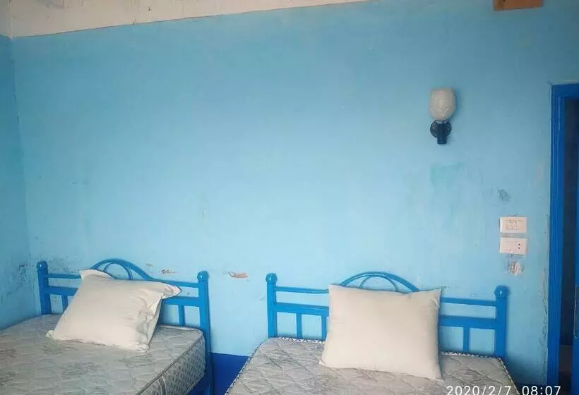 تختخواب و صبحانه Modos Place