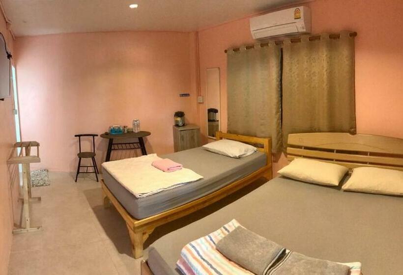 پانسیون ครูหนูบ้านพัก แหลมงอบ Krunou Baanpak