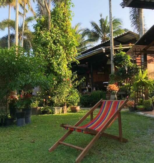 پانسیون ครูหนูบ้านพัก แหลมงอบ Krunou Baanpak