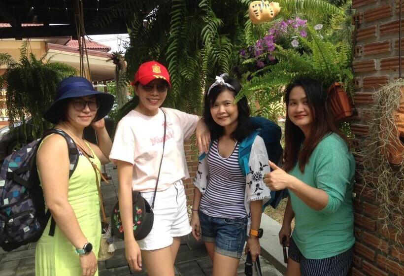 پانسیون ครูหนูบ้านพัก แหลมงอบ Krunou Baanpak