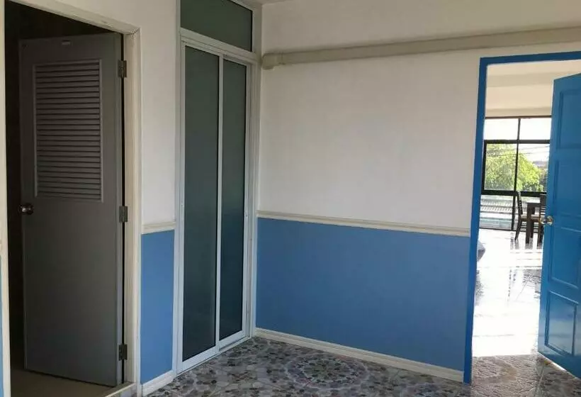 Majatalo Baanmali Ari