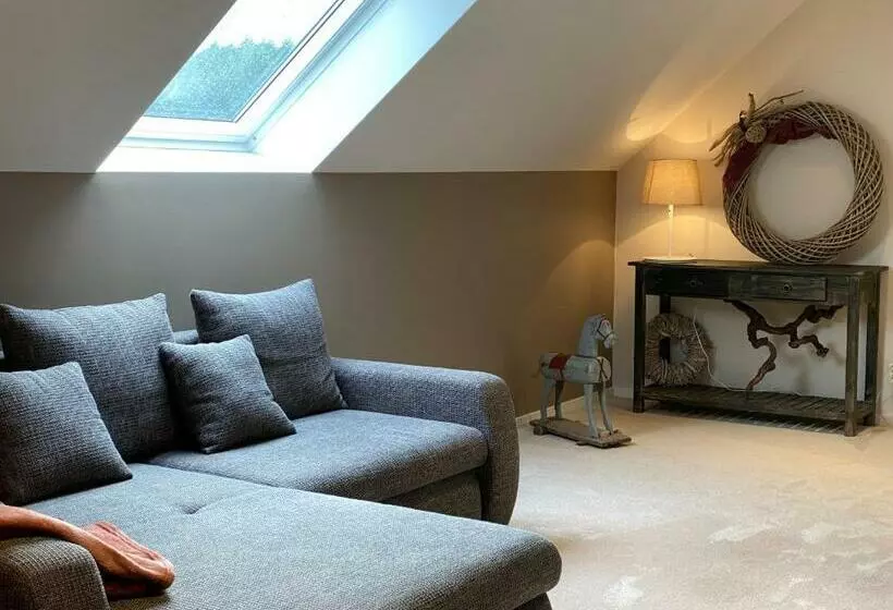 ペンション L Auf Der Tomm