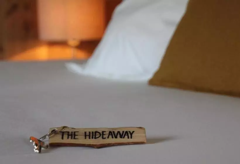 تختخواب و صبحانه Inn The Woods   Private Stay