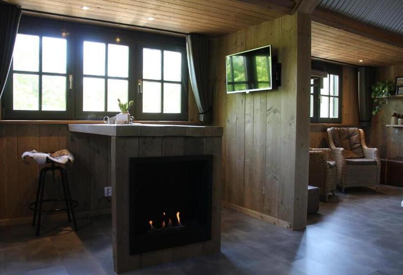 צימר Inn The Woods   Private Stay