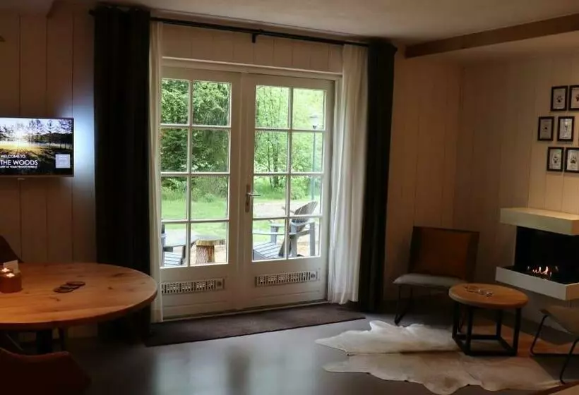 تختخواب و صبحانه Inn The Woods   Private Stay