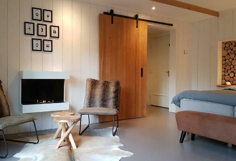 צימר Inn The Woods   Private Stay