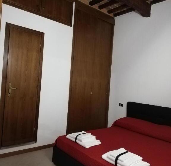 펜션 A Du Passi Affittacamere